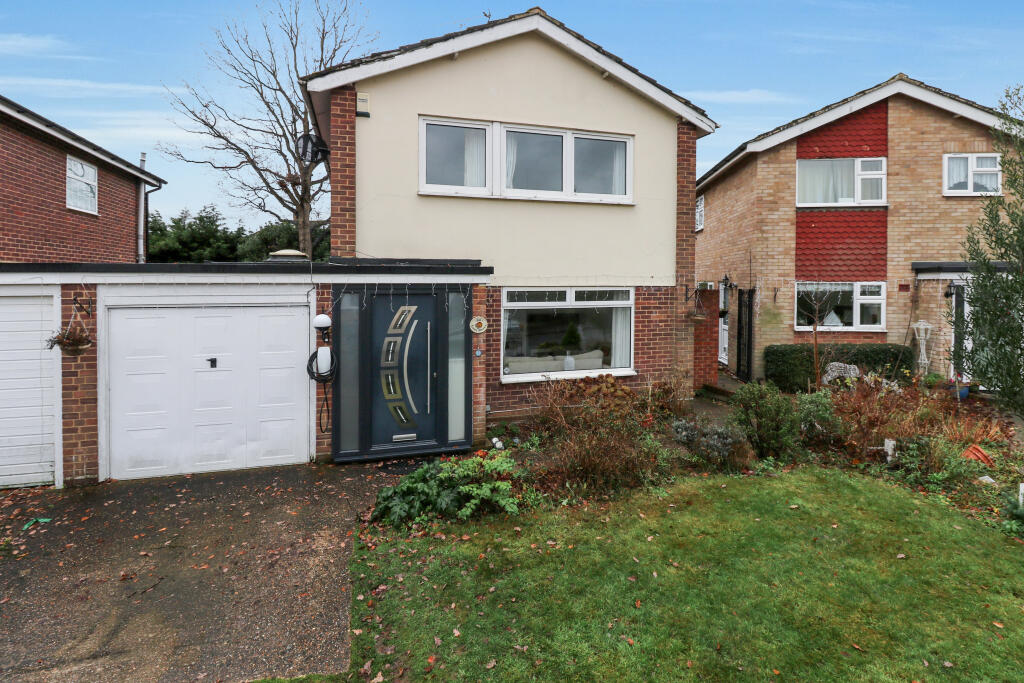 Main image of property: Long Drive, Burnham, Buckinghamshire, SL1 8AJ