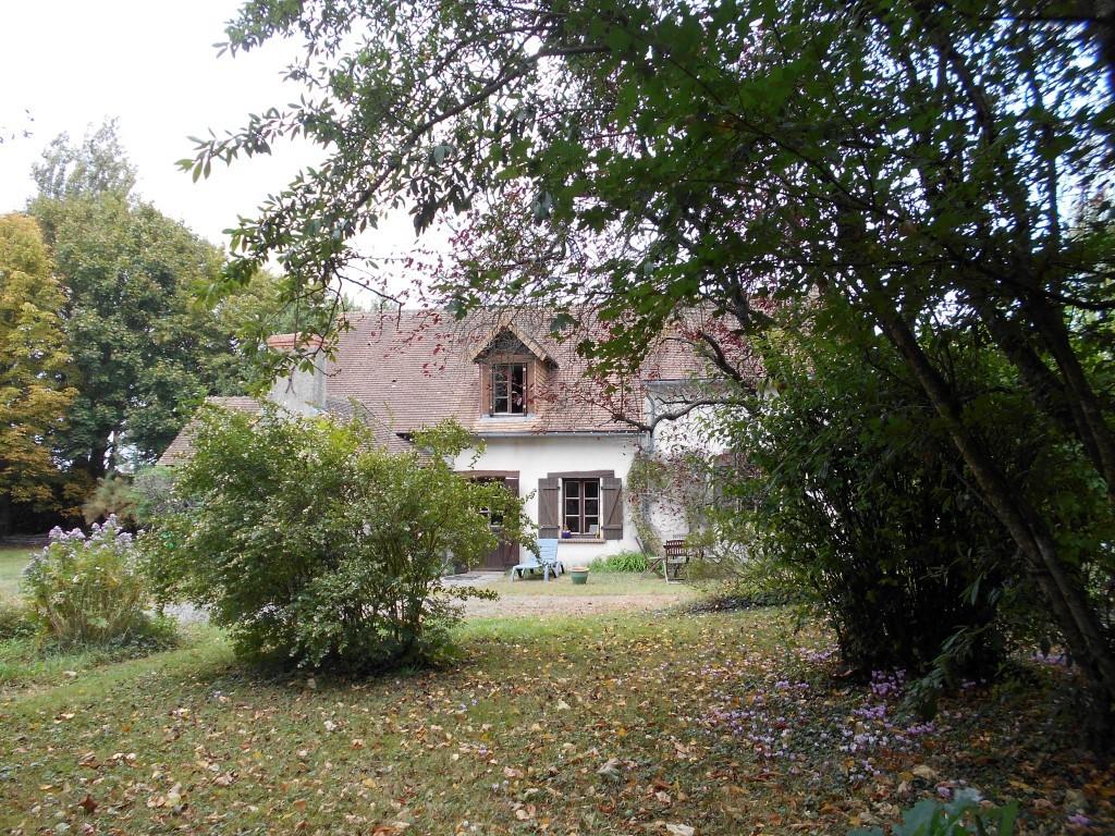 4 bedroom detached house for sale in Le Mans, Sarthe, Pays de la Loire