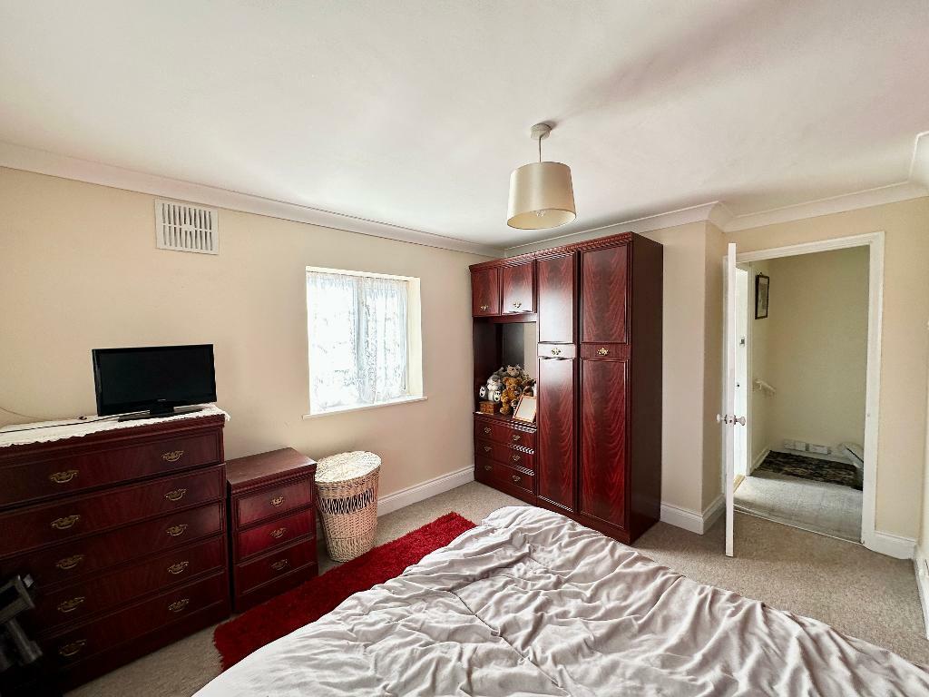 3 bedroom semidetached house for sale in Readshill, Clophill