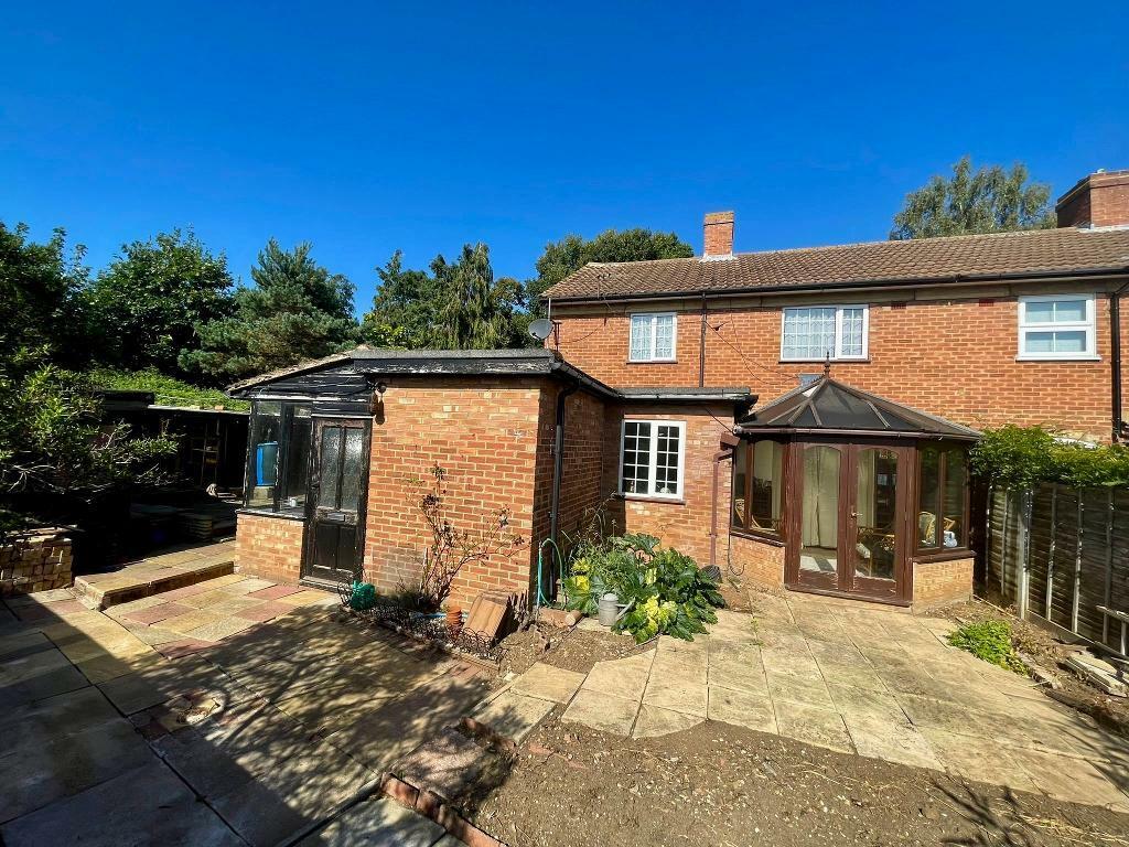 3 bedroom semidetached house for sale in Readshill, Clophill