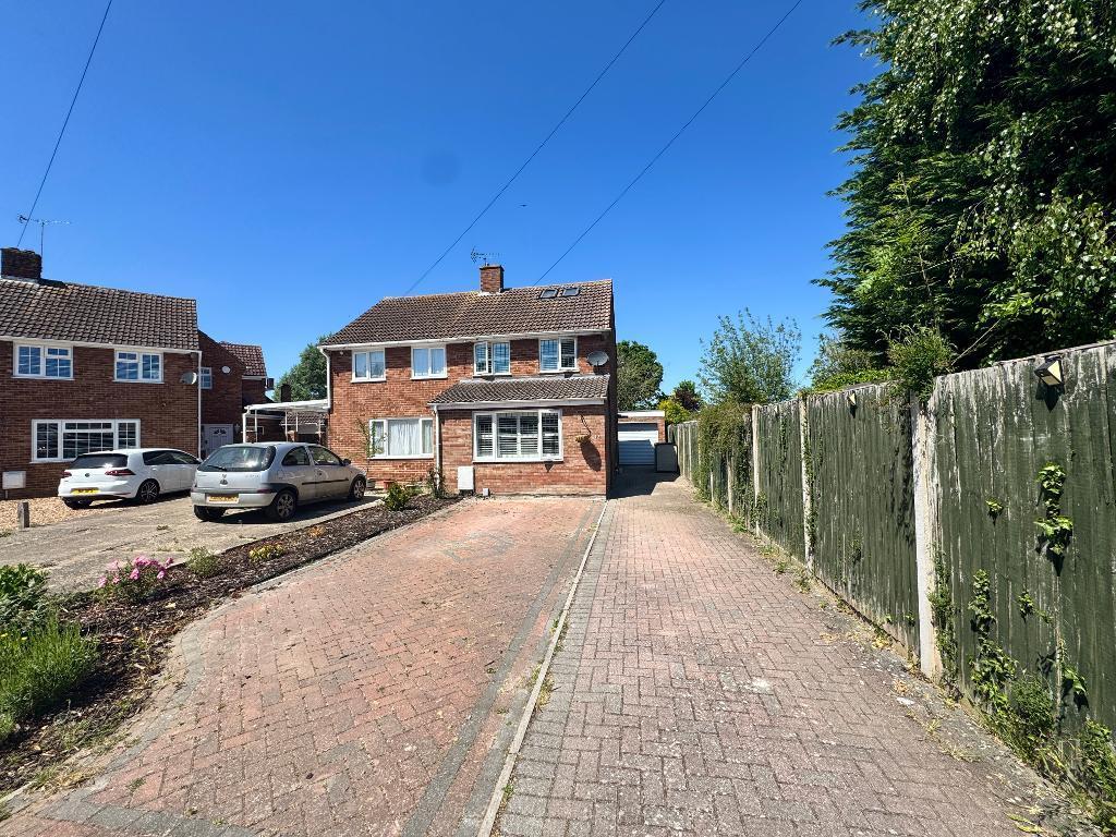 Main image of property: Churchill Road, Barton Le Clay, Bedfordshire, MK45 4NH