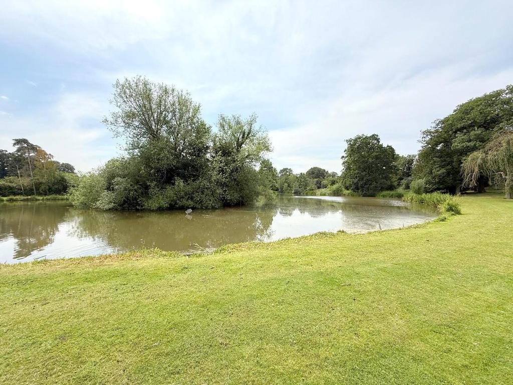 Main image of property: Wavendon House Drive, Wavendon, Milton Keynes, MK17 8AJ