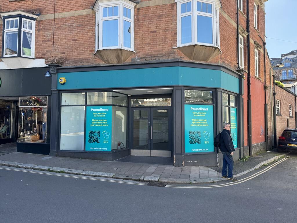 Main image of property: 13 Victoria Road, Dartmouth, Devon, TQ6 9RT