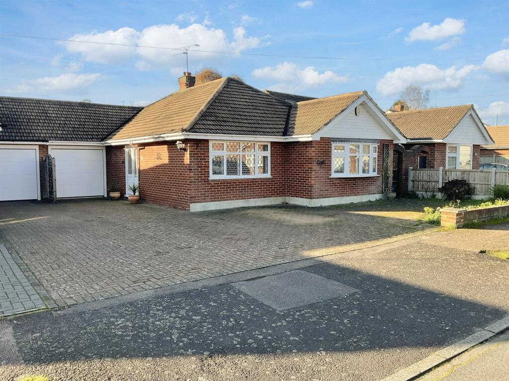 Main image of property: Elmtree Avenue, Kelvedon Hatch, Brentwood, Essex