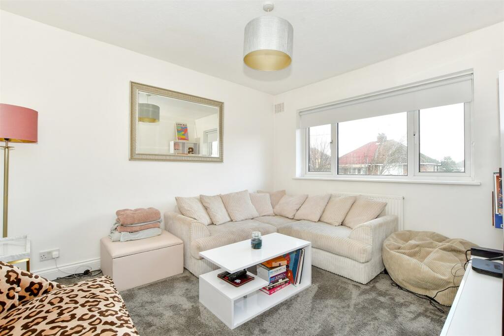 2 bedroom apartment for sale in Orchard Way, Bognor Regis, West Sussex