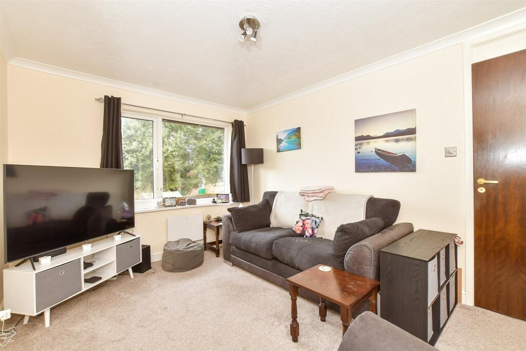 1 bedroom flat for sale in Wadhurst Close, Bognor Regis, West Sussex, PO21
