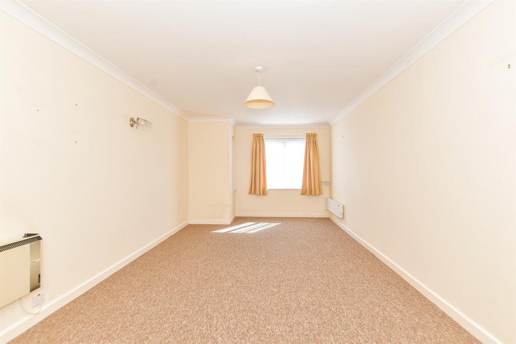 Main image of property: West Street, Bognor Regis, West Sussex