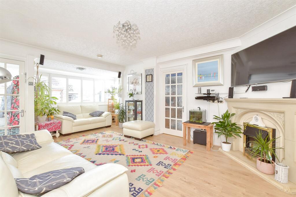 Main image of property: Tuscan Avenue, Middleton-On-Sea, West Sussex