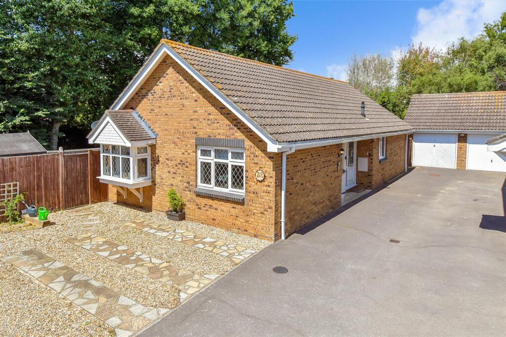 Main image of property: Lodge Close, Bognor Regis, West Sussex