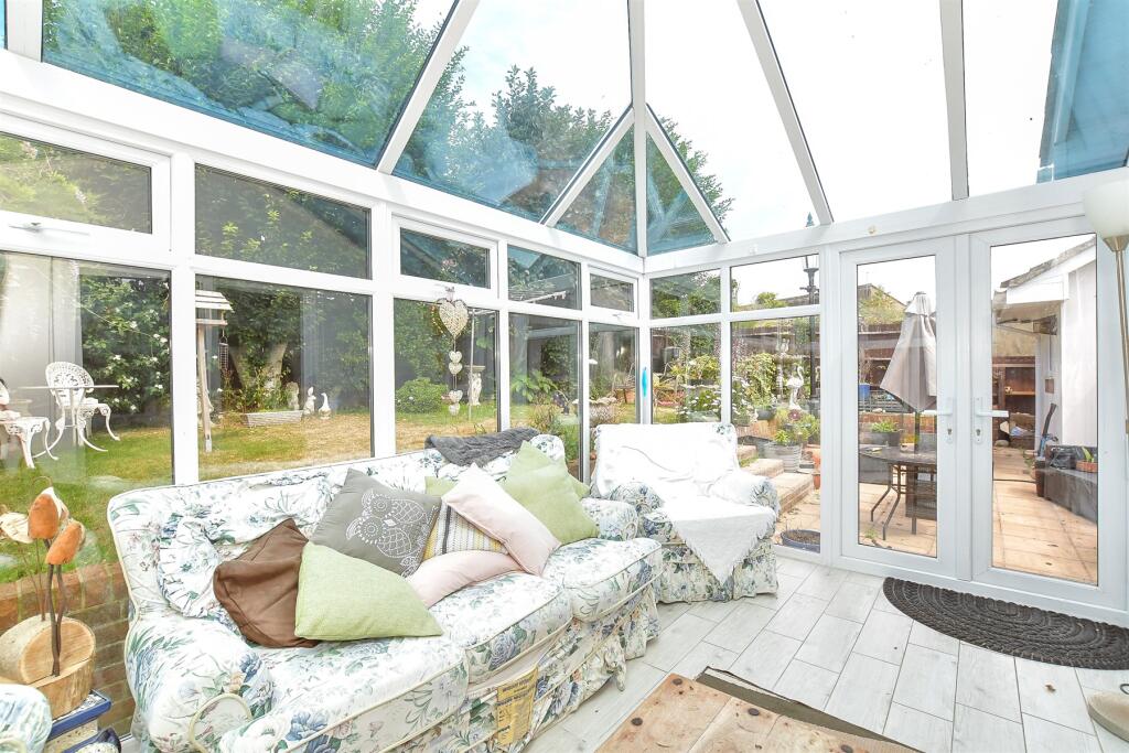 Main image of property: Well Road, Bognor Regis, West Sussex