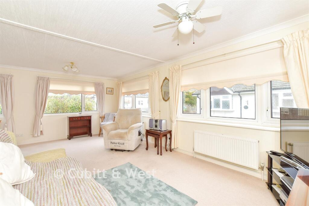 Main image of property: Oaktree Close, Bognor Regis, West Sussex