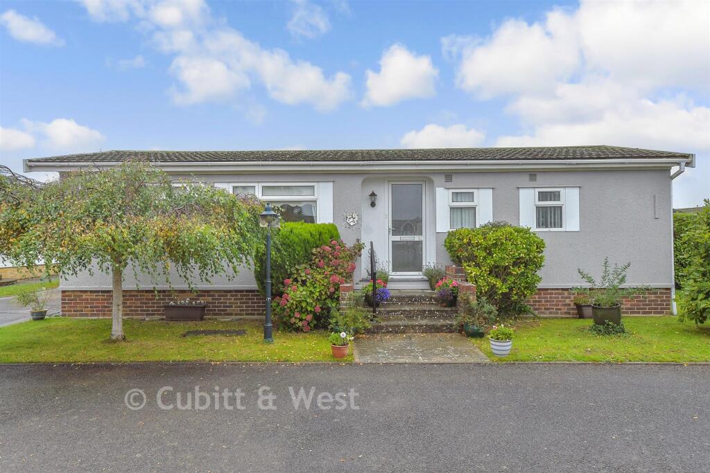 Main image of property: Oaktree Close, Bognor Regis, West Sussex