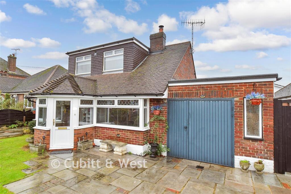 Main image of property: Elmwood Avenue, Bognor Regis, West Sussex