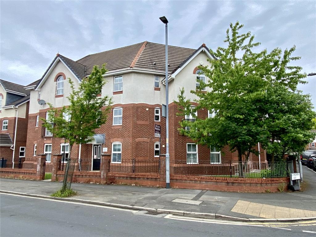 2-bedroom-flat-in-briarfield-road-withington-manchester-m20