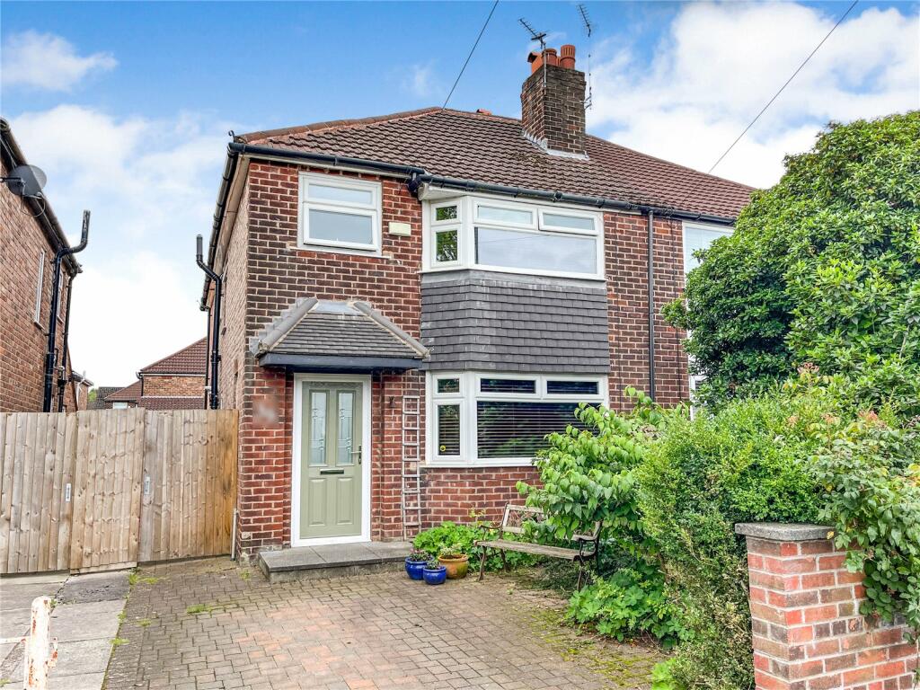 4 bedroom semi-detached house for sale in Riverton Road, Didsbury, Manchester, M20