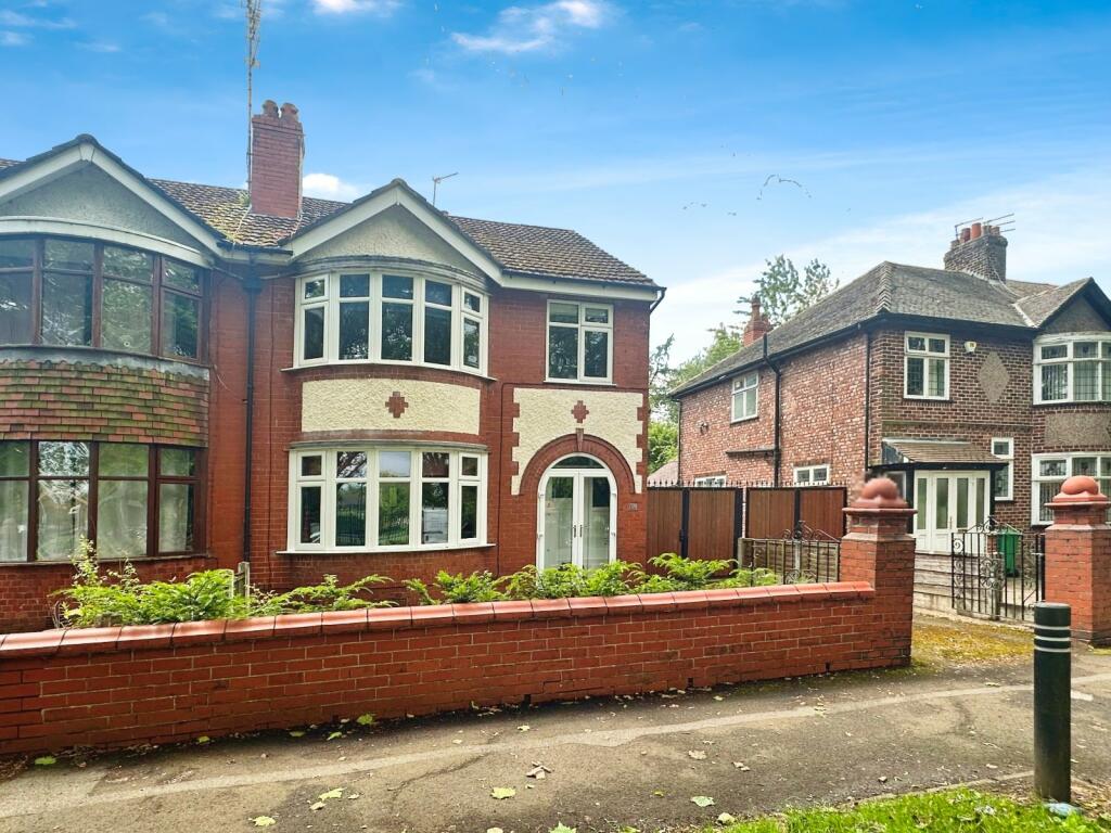 3 bedroom semidetached house for sale in Old Hall Lane, Fallowfield