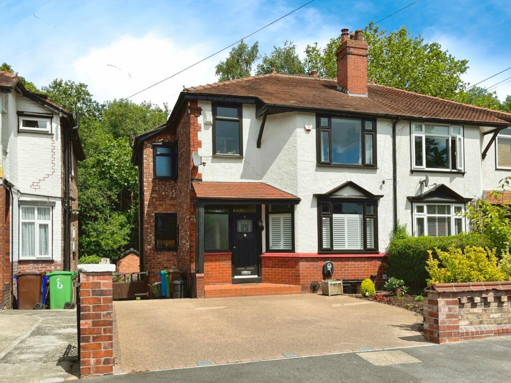 4 bedroom semidetached house for sale in Chretien Road, Northenden