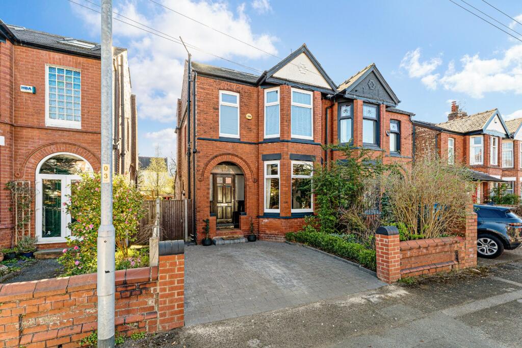 Main image of property: Ashwood Avenue, West Didsbury, Manchester, M20
