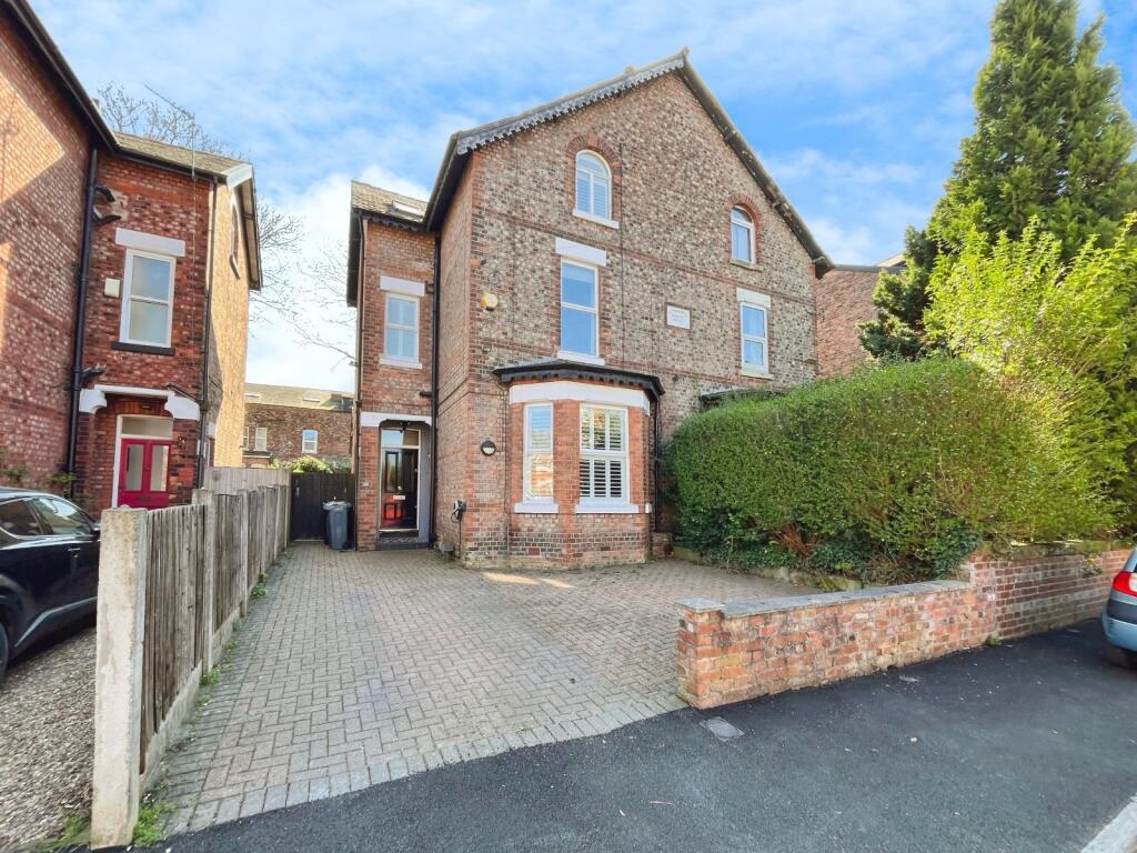 Main image of property: Northen Grove, West Didsbury, Manchester, M20