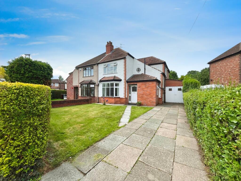 Main image of property: Dalston Drive, Didsbury, Manchester, M20