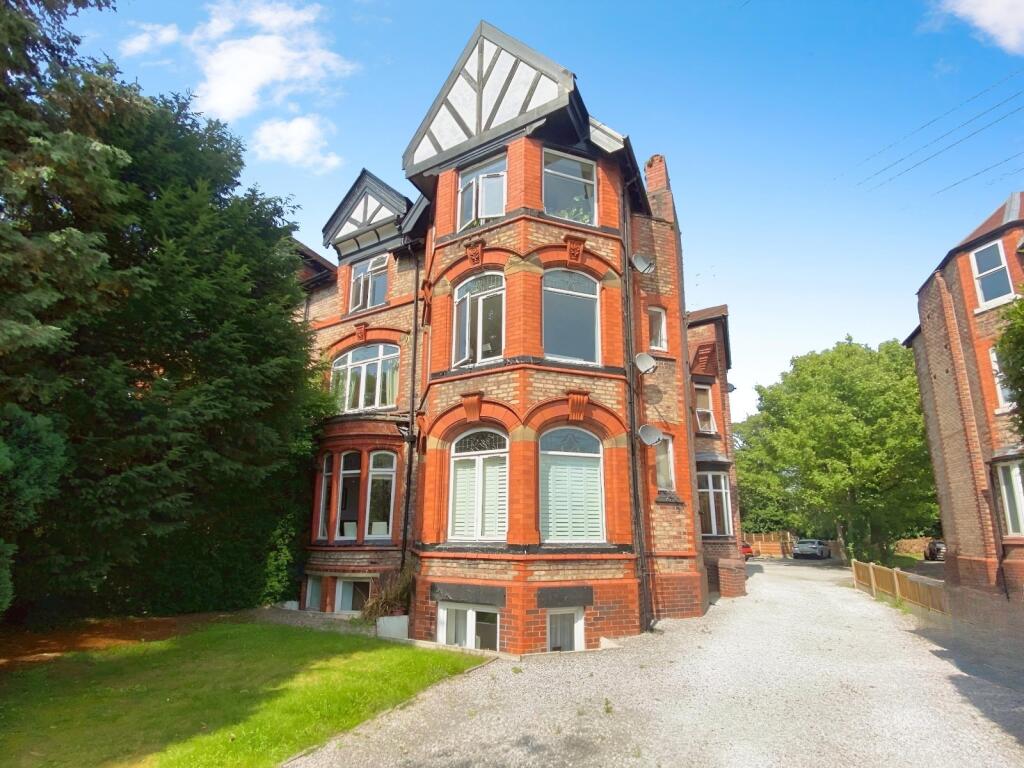 Main image of property: Lapwing Lane, Didsbury, Manchester, M20