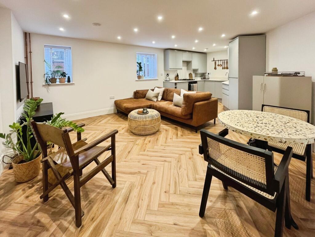 Main image of property: Barlow Moor Road, West Didsbury, Manchester, M20