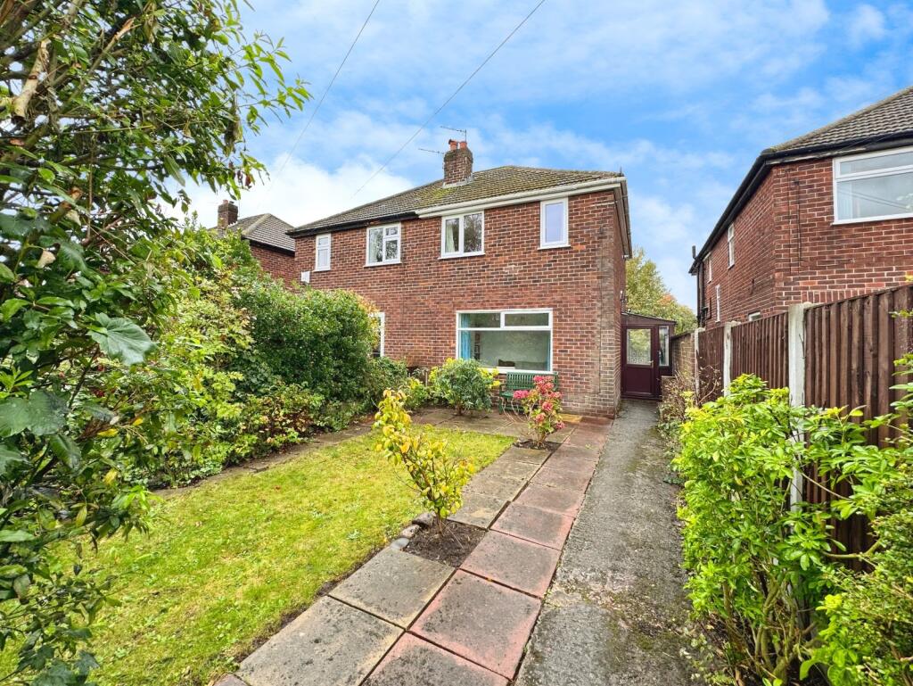 Main image of property: Yew Tree Road, Withington, Manchester, M20
