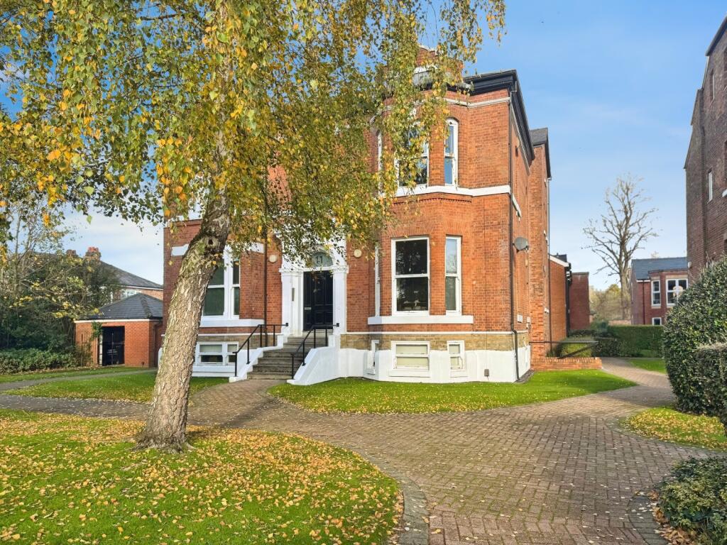 Main image of property: Mauldeth Road, Withington, Manchester, M20