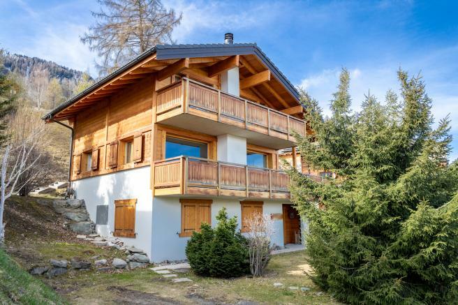 5 bed Chalet for sale in Valais, Nendaz