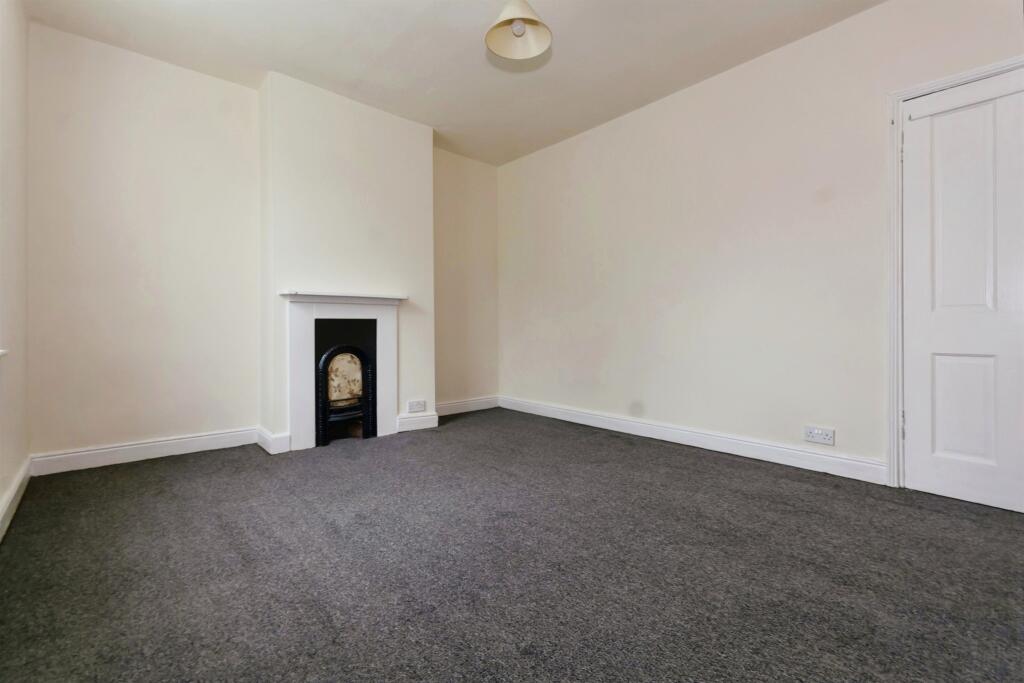 Additional property image - Stonehouse Lane, Quinton, BIRMINGHAM