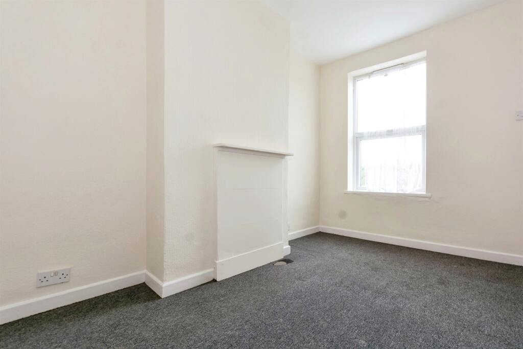 Additional property image - Stonehouse Lane, Quinton, BIRMINGHAM