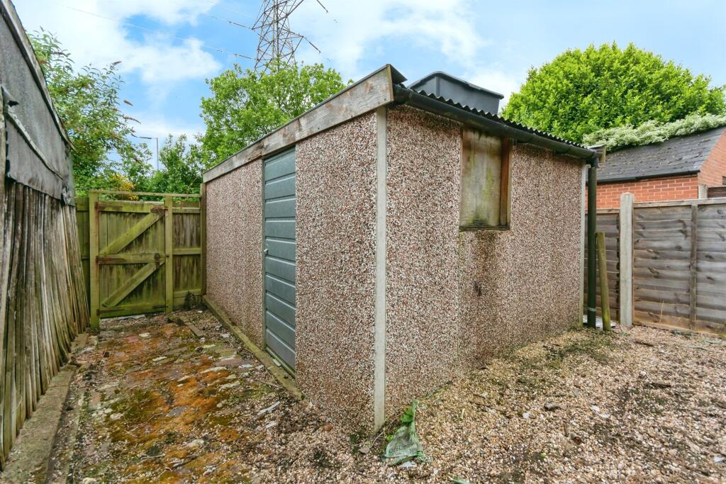 Additional property image - Stonehouse Lane, Quinton, BIRMINGHAM
