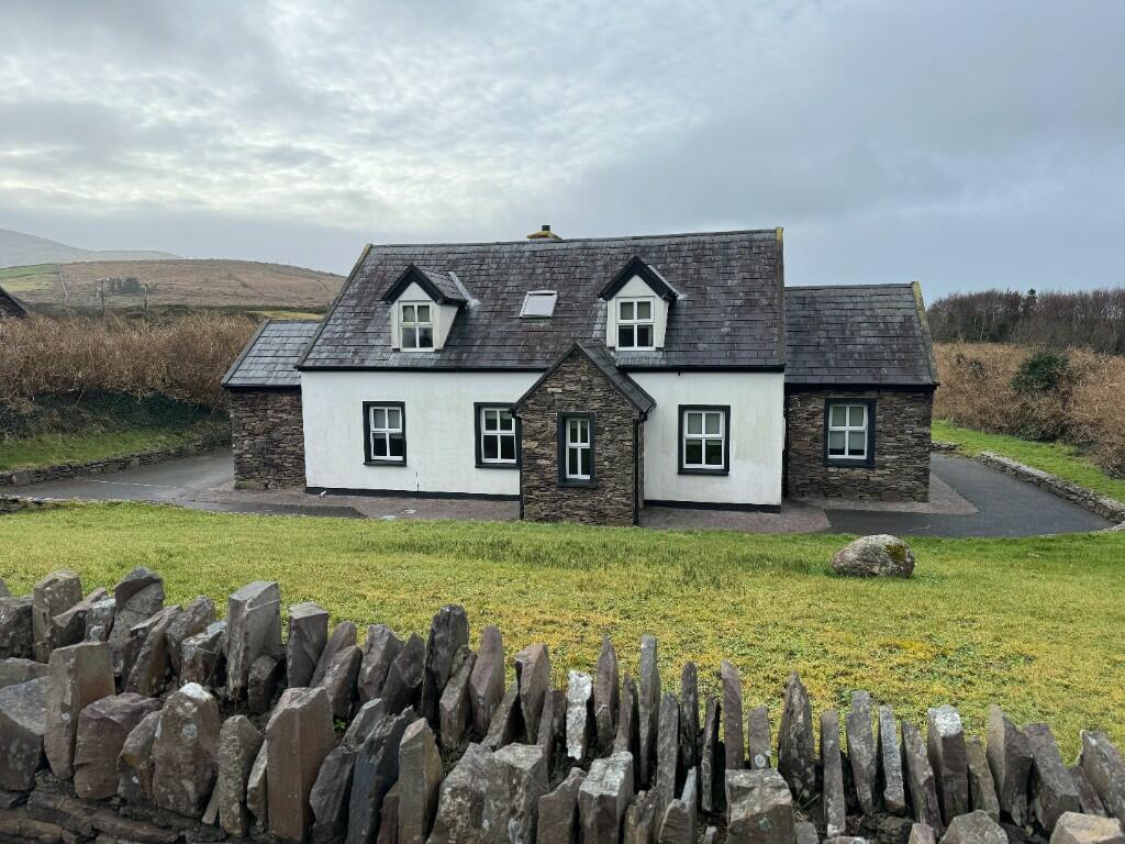 3 bedroom detached house for sale in Waterville, Kerry, Ireland