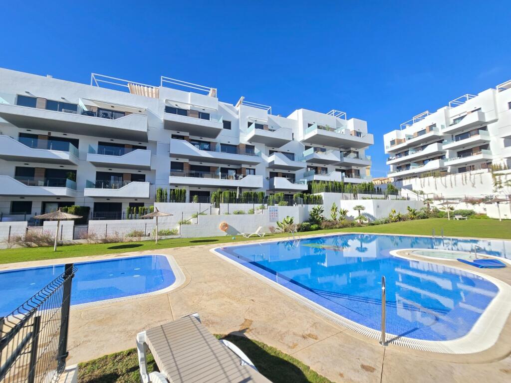 Main image of property: Valencia, Alicante, Villamartin