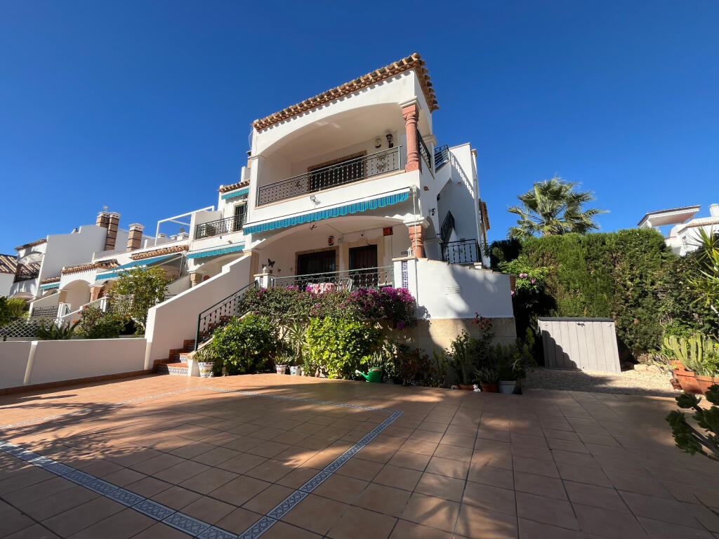 Main image of property: Valencia, Alicante, Villamartin