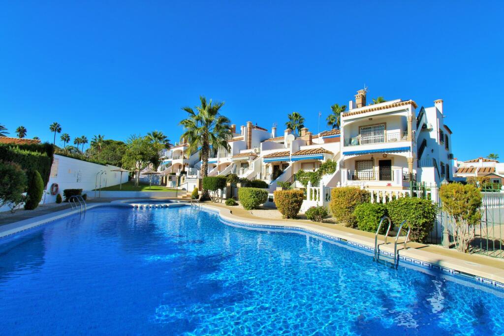 Main image of property: Valencia, Alicante, Villamartin
