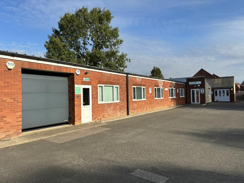 Main image of property: 3 Furtho Court, Towcester Road, Old Stratford, Milton Keynes, Buckinghamshire, MK19