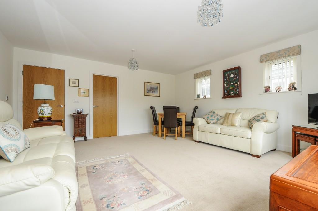 2 Bedroom Apartment For Sale In Southview Road, Felpham, Bognor Regis 