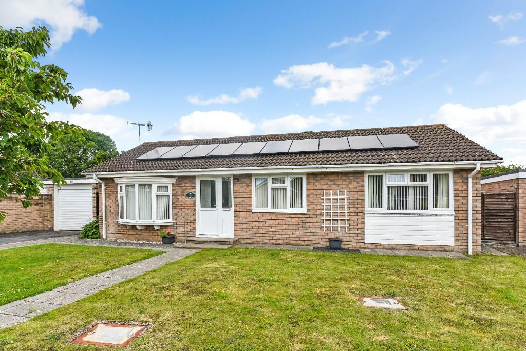 Main image of property: Findon Drive, Felpham, Bognor Regis, West Sussex, PO22