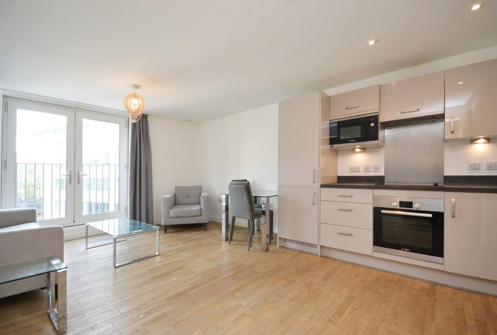 Main image of property: Flat 43 Kiln House, St. Thomas Street, Bristol, BS1