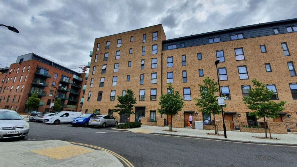 Main image of property: Tewkesbury Road, London, W13