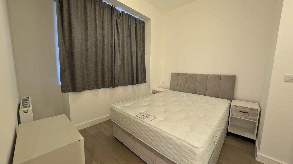 Main image of property: Ross Way, London, E14