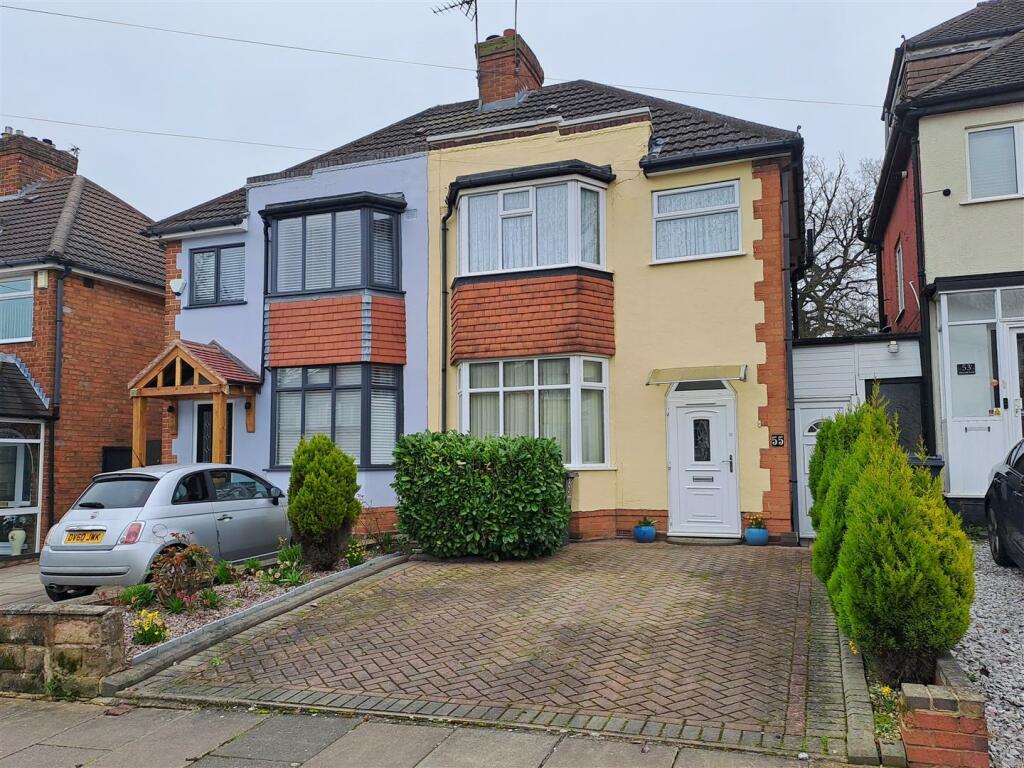 3 bedroom semidetached house for sale in Elmcroft Road, Yardley