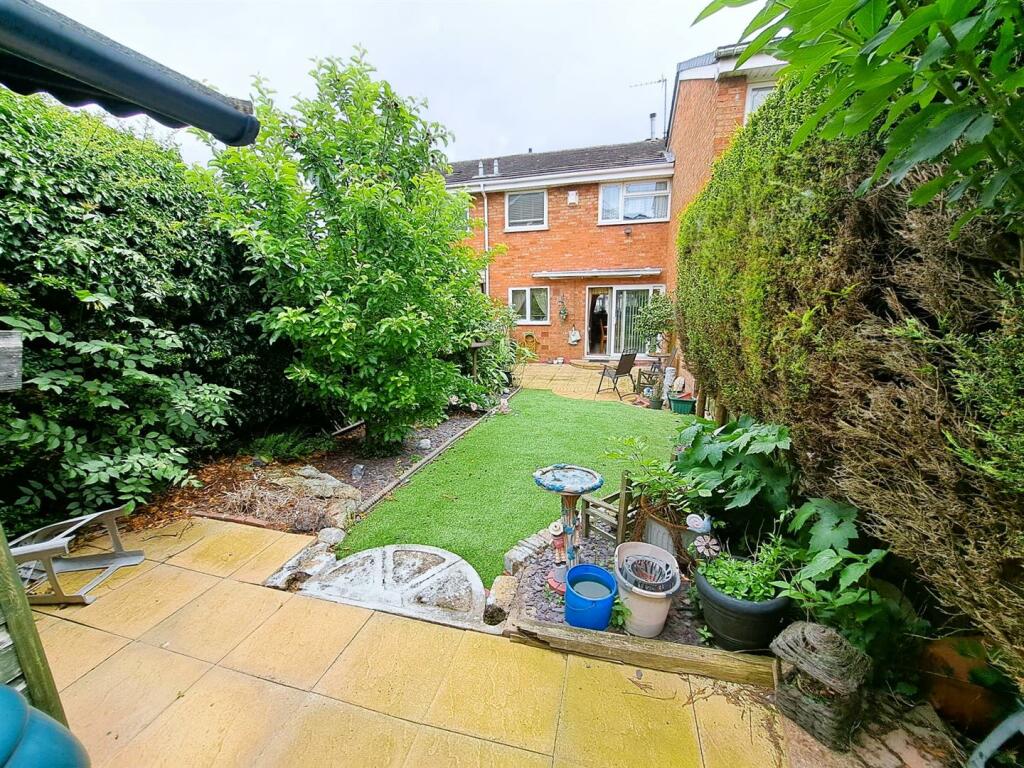 Additional property image - Westacre Gardens, Stetchford, Birmingham