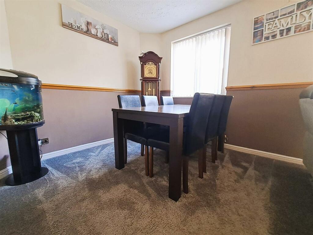 Additional property image - Kingfisher Close, Sheldon, Birmingham