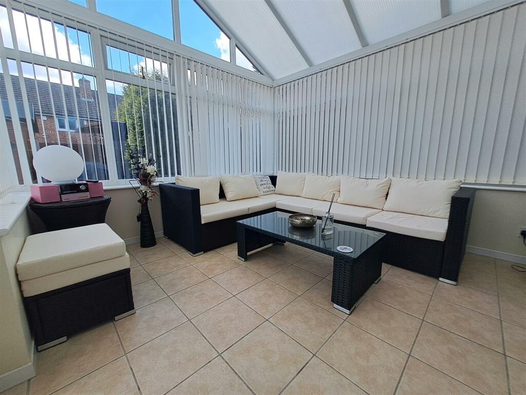Additional property image - Kingfisher Close, Sheldon, Birmingham