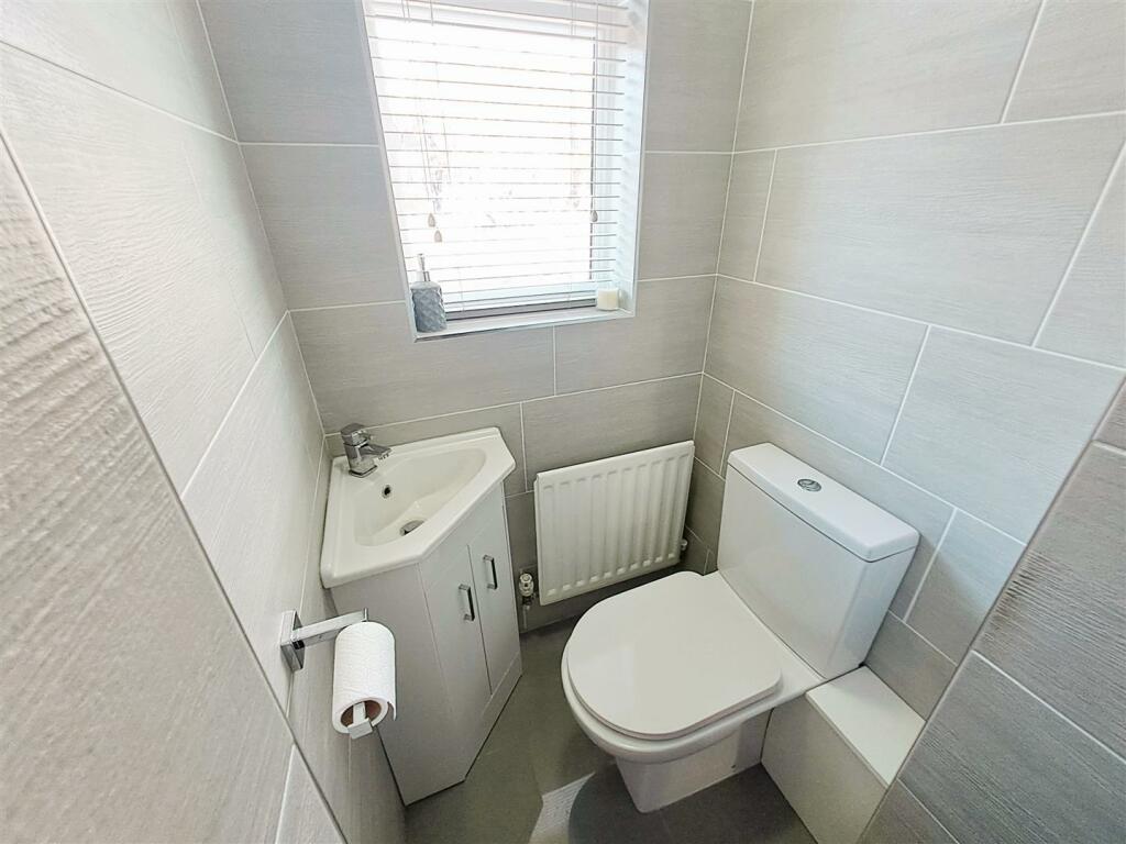 Additional property image - Kingfisher Close, Sheldon, Birmingham