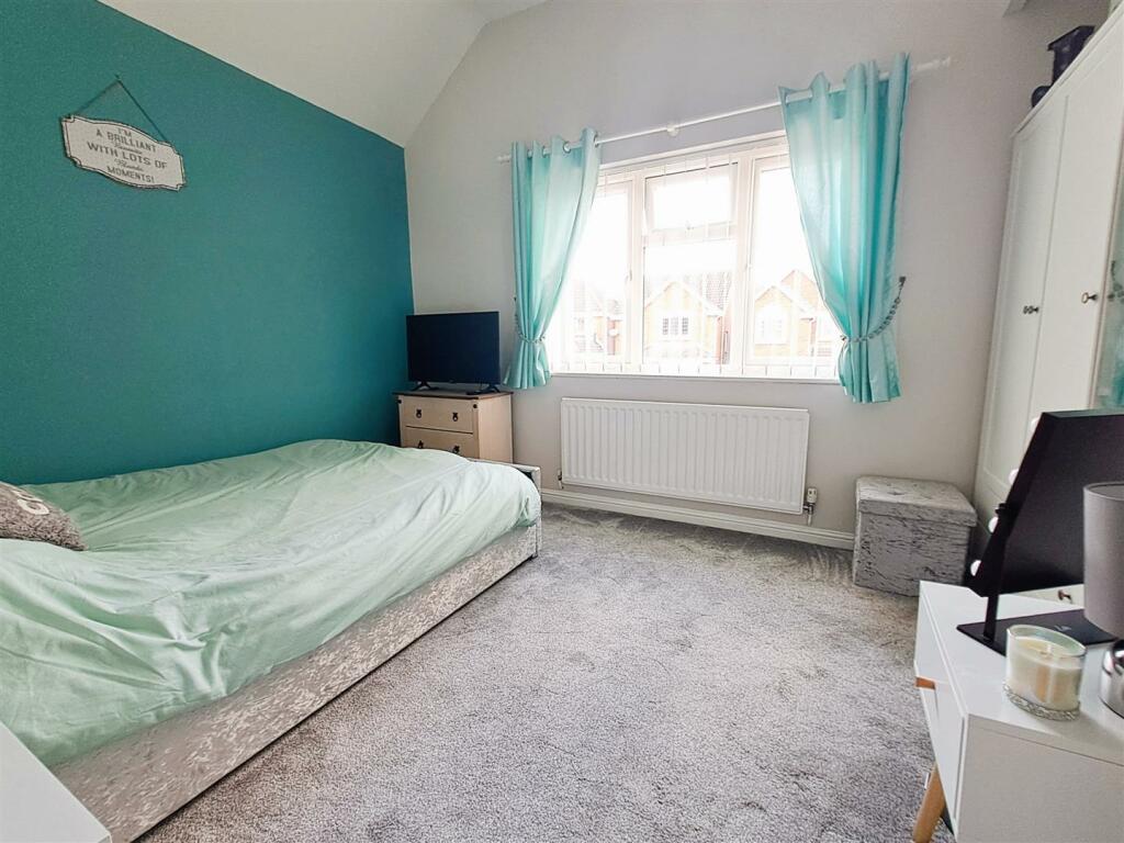 Additional property image - Kingfisher Close, Sheldon, Birmingham