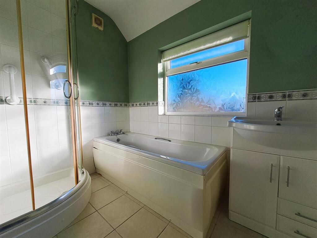 Additional property image - Garretts Green Lane, Sheldon, Birmingham