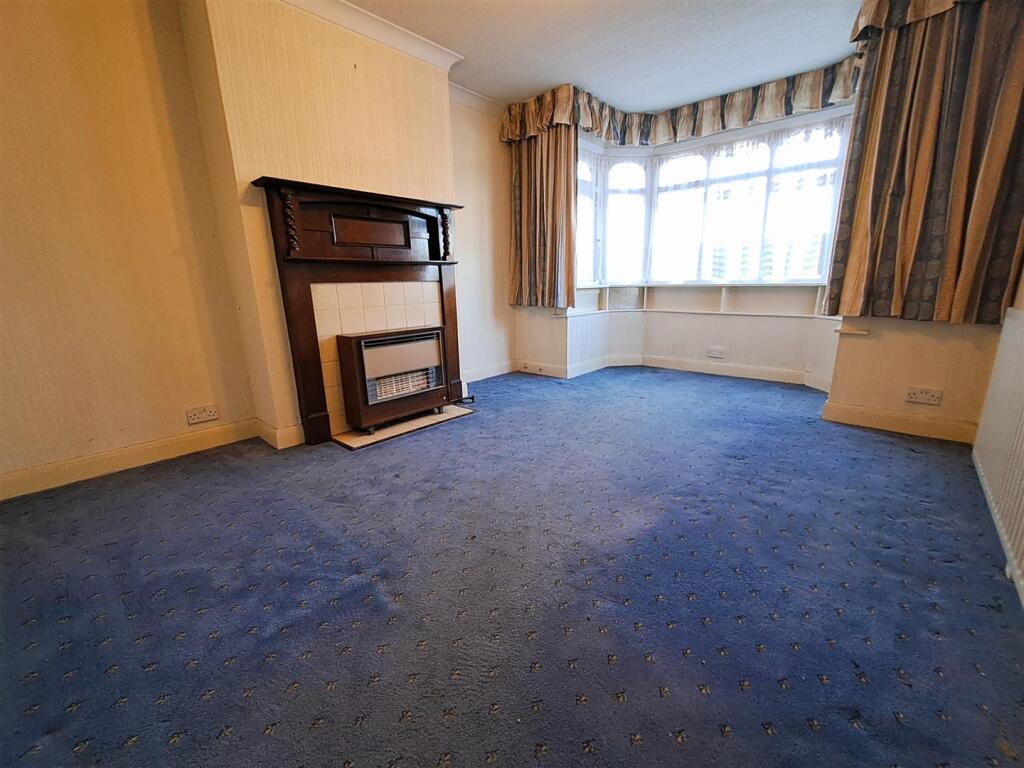 Additional property image - Garretts Green Lane, Sheldon, Birmingham